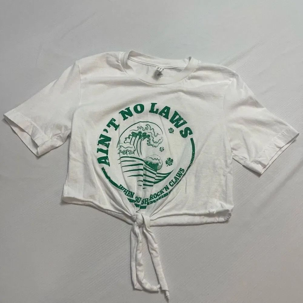 Ain’t No Laws Shamrockin The Claws Cropped T-Shirt Size XS